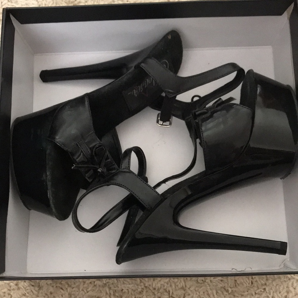 Black Platform Heels - image 5